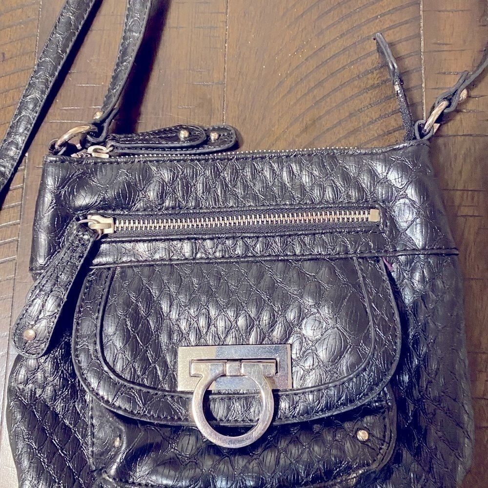 Jessica Simpson Black patent Leather Crossbody Bag - Picture 2 of 7